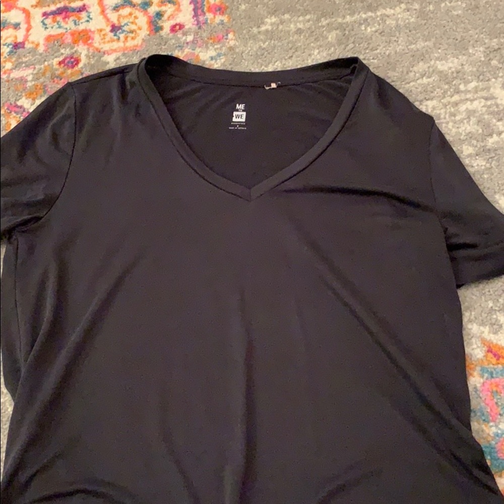 Black Stretchy Tee